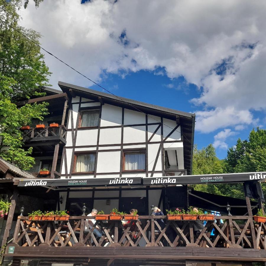 Queen Teuta Palace Resort Sarajevo Exterior foto